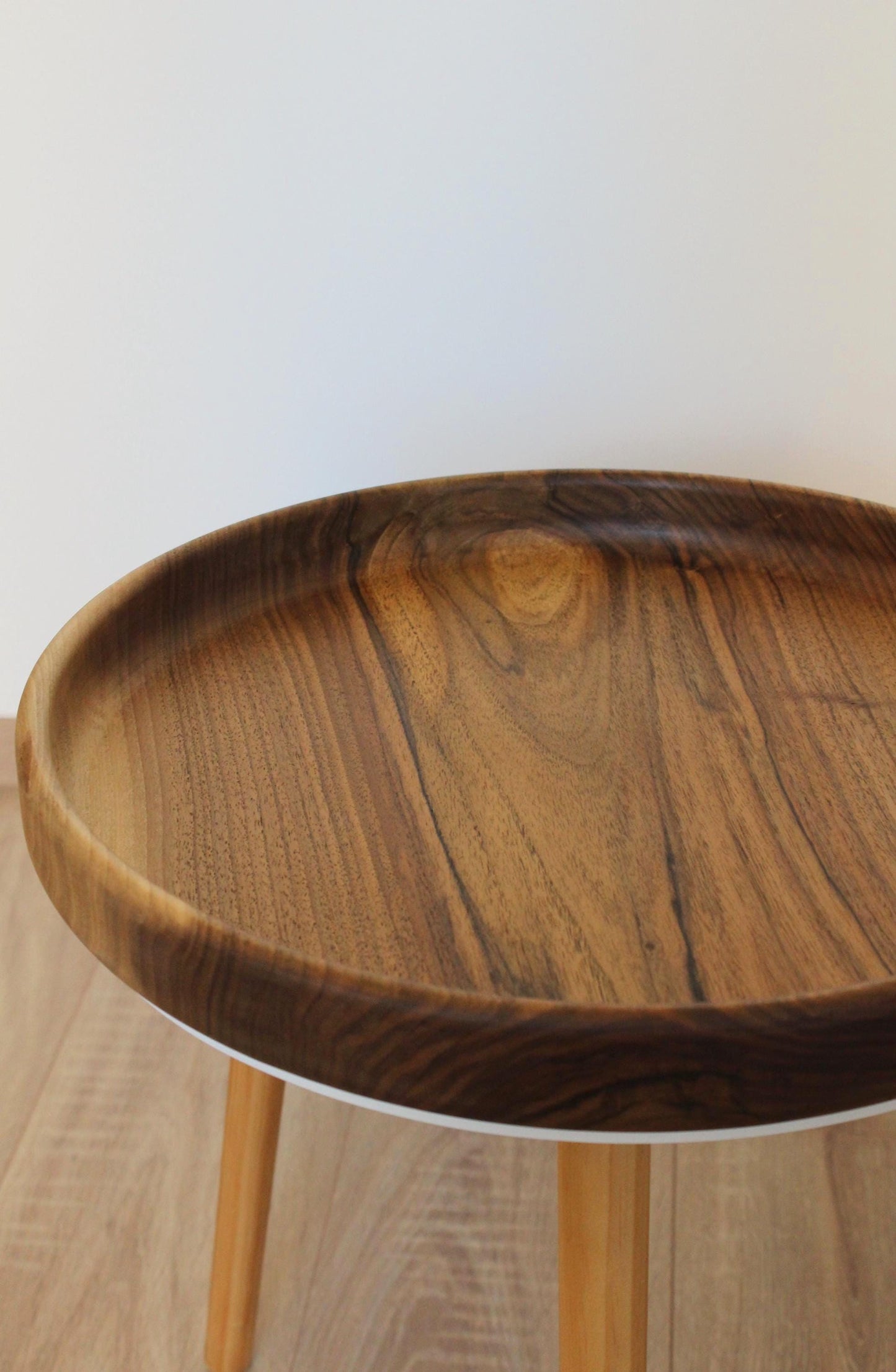 Handmade Walnut Wooden Bowl: Solid Wood Centerpiece (40 cm)