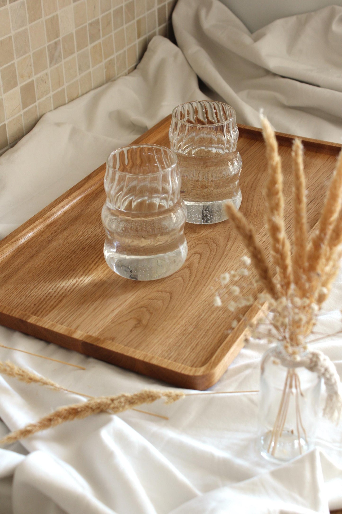 Natural Wooden Serving Tray – Rectangular Oak Tray for Drinks, Snacks & Home Decor