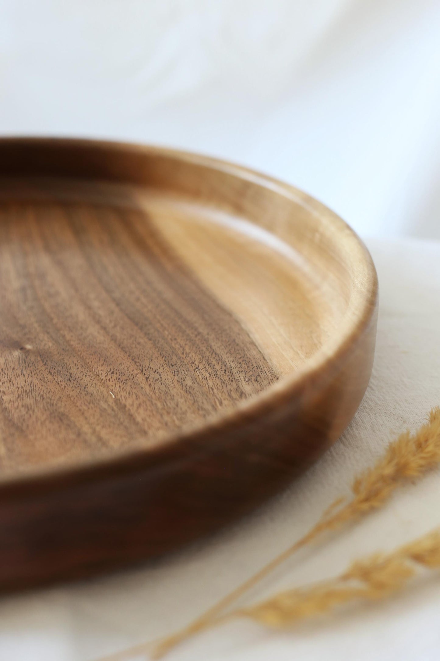 Large Walnut Wooden Bowl – Handmade Round Bowl (35.5 cm Diameter)