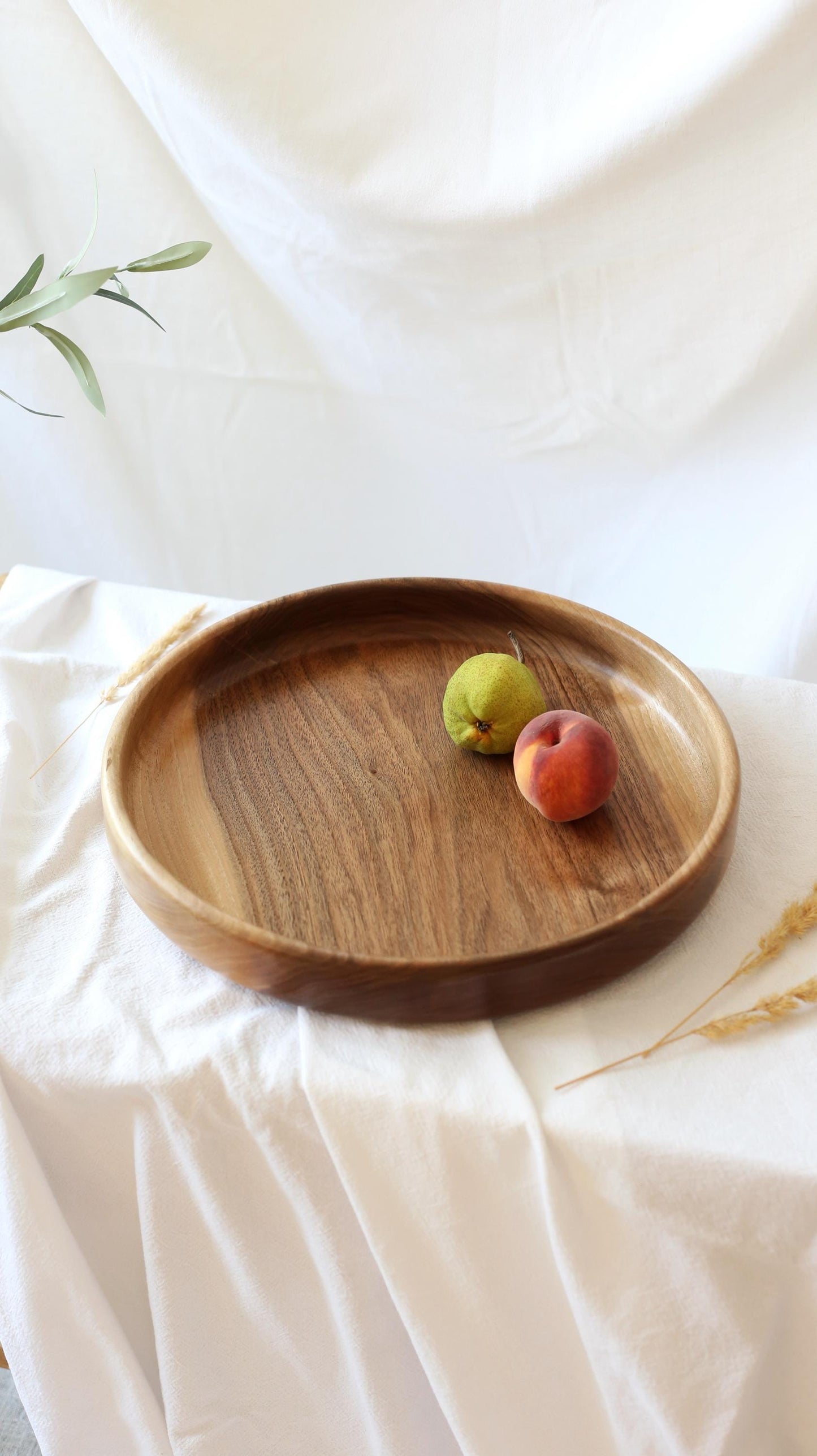 Large Walnut Wooden Bowl – Handmade Round Bowl (35.5 cm Diameter)