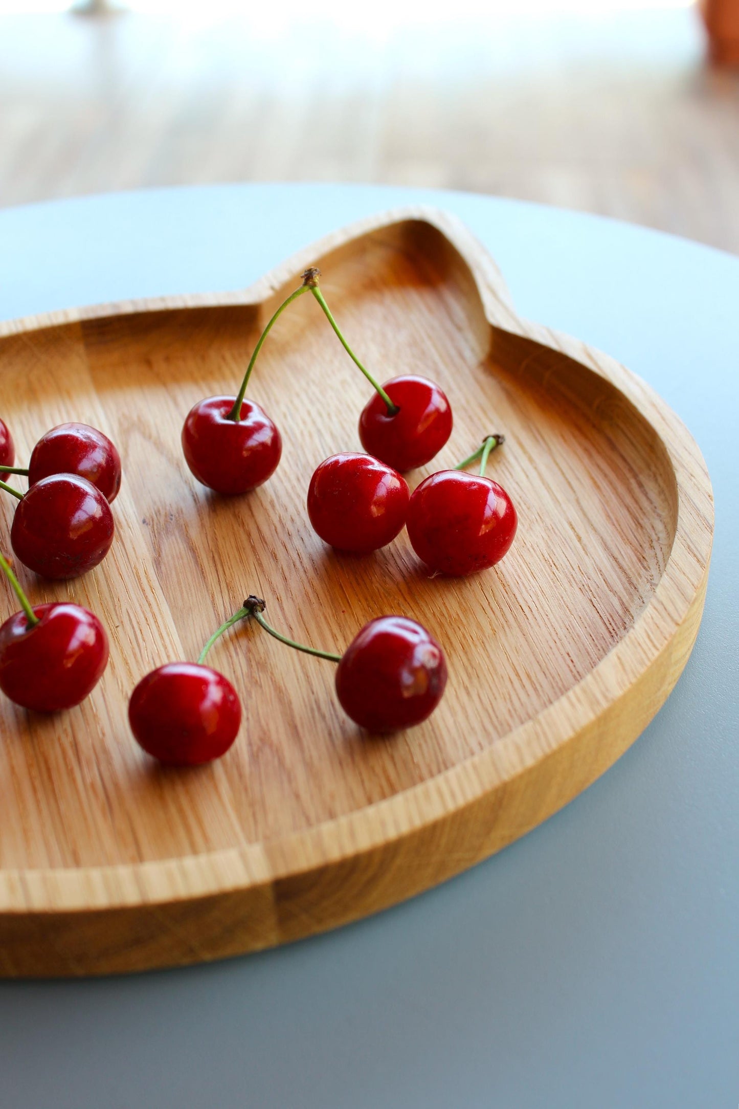 Oak Cat Tray: Minimalist Wood Catch-All Dish, Optional Engraving