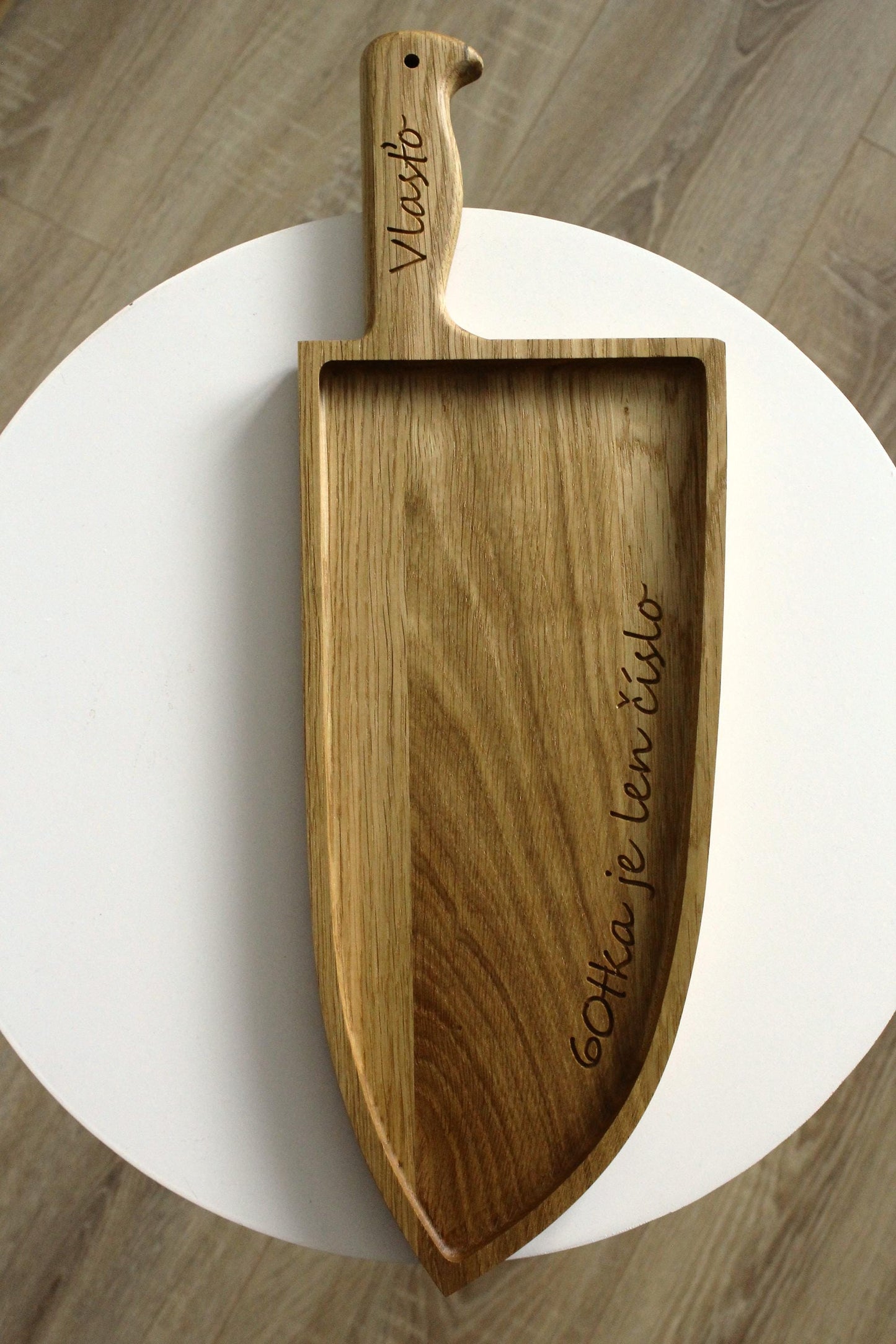 Personalized Knife-Shaped Wooden Serving Tray – Unique Birthday Gift (with text of your choice)