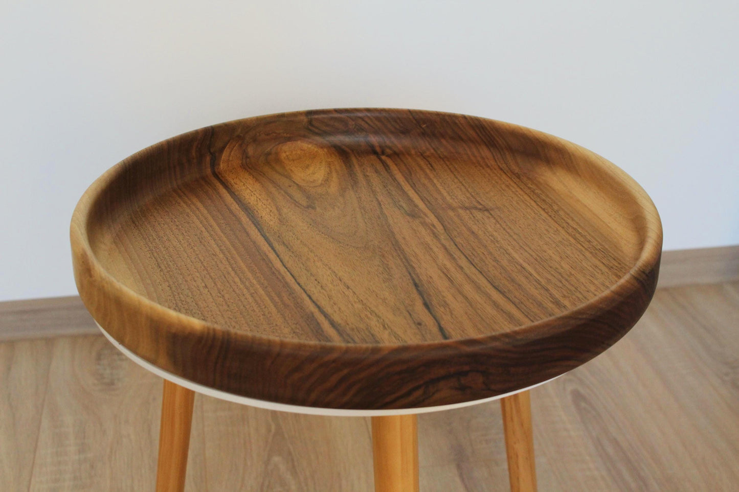 Handmade Walnut Wooden Bowl: Solid Wood Centerpiece (40 cm)