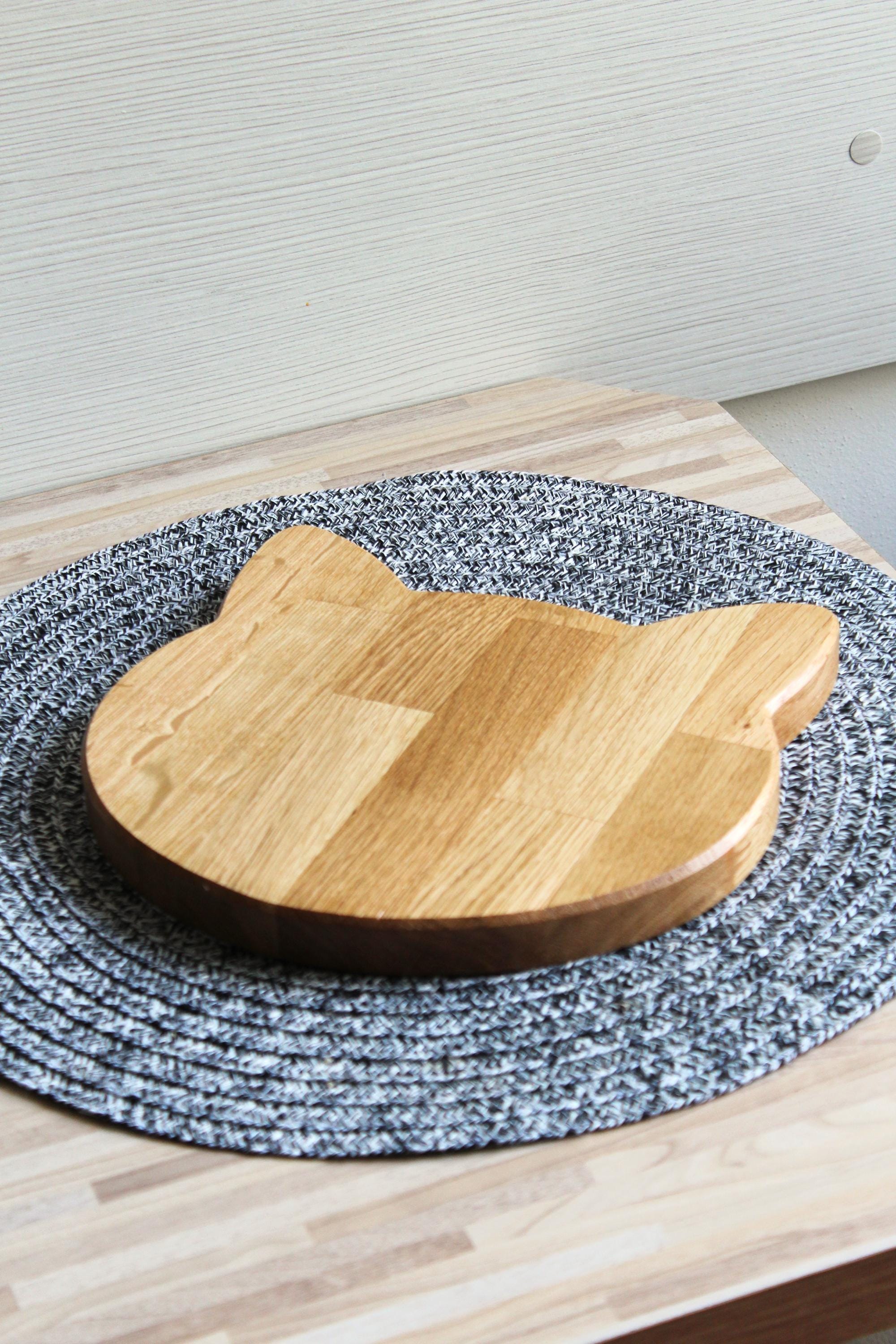 Cat-Shaped Oak Wood Bowl: Minimalist Snack & Jewelry Tray, Optional Engraving
