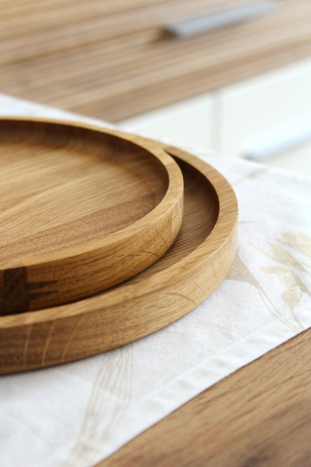 Round Wooden Tray | Solid Oak Serving Tray | Minimalist Rustic Home Decor