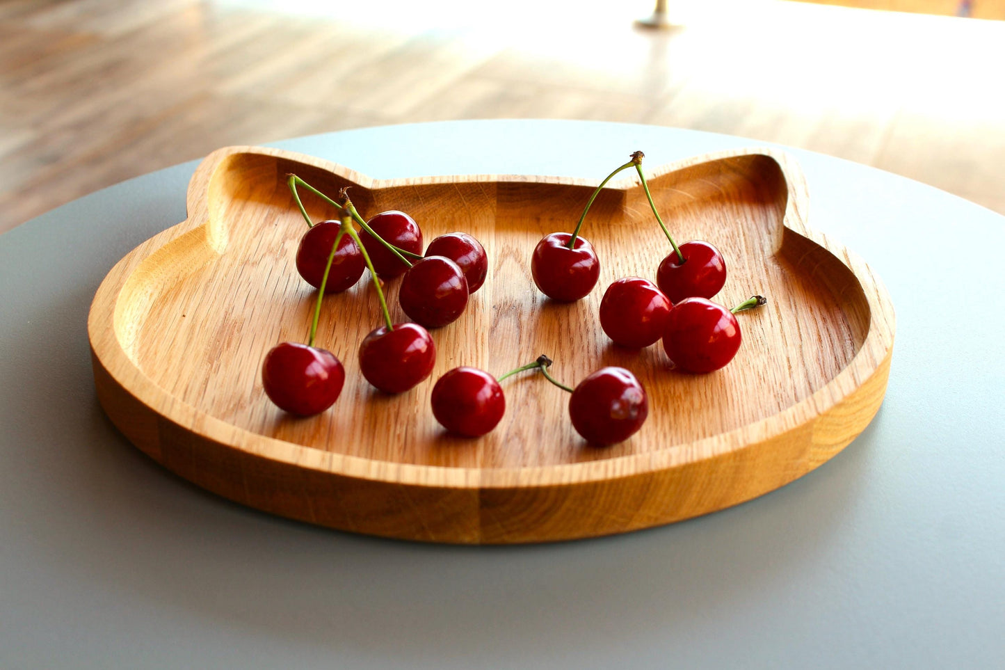 Oak Cat Tray: Minimalist Wood Catch-All Dish, Optional Engraving
