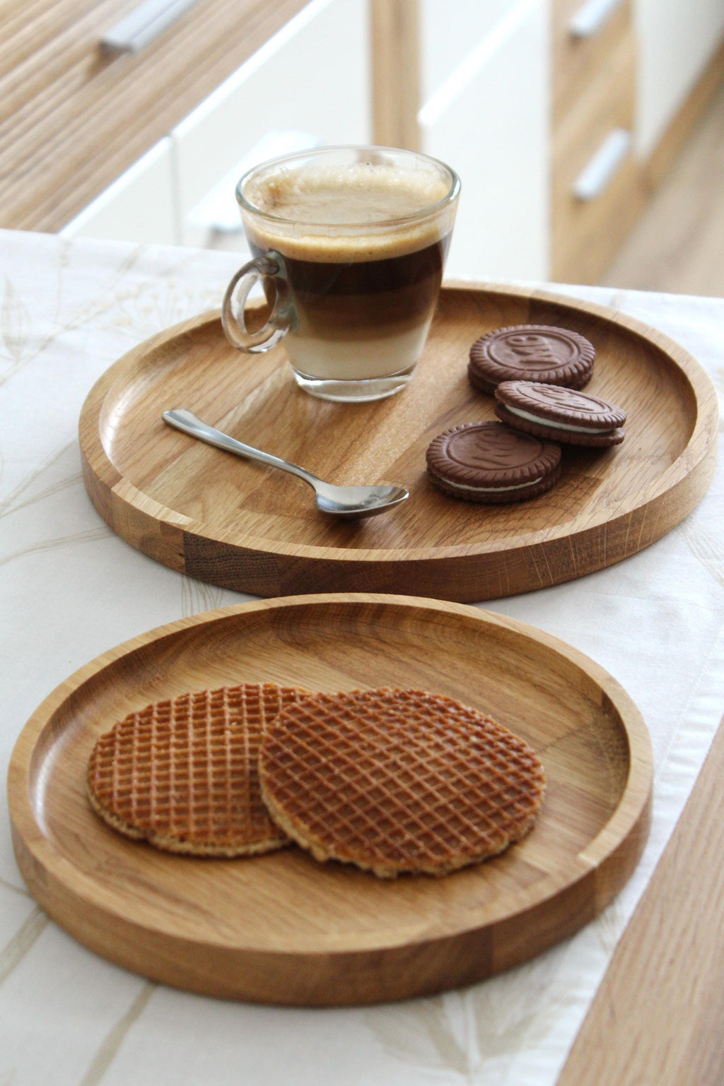 Round Wooden Tray | Solid Oak Serving Tray | Minimalist Rustic Home Decor