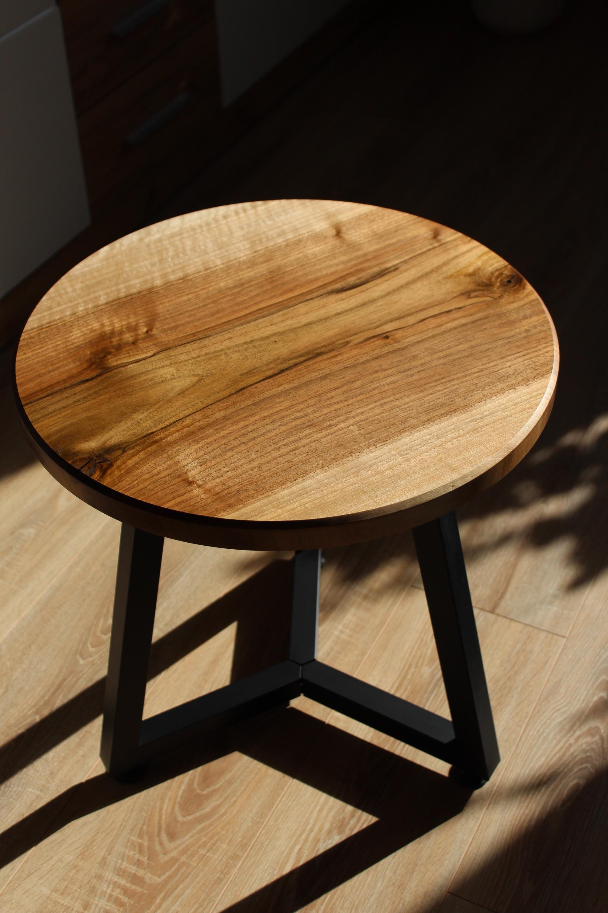 Handmade Round Walnut Coffee Table 46.5 cm (18.3 in) | Modern Wooden and Metal Side Table | Natural Walnut Living Room Table