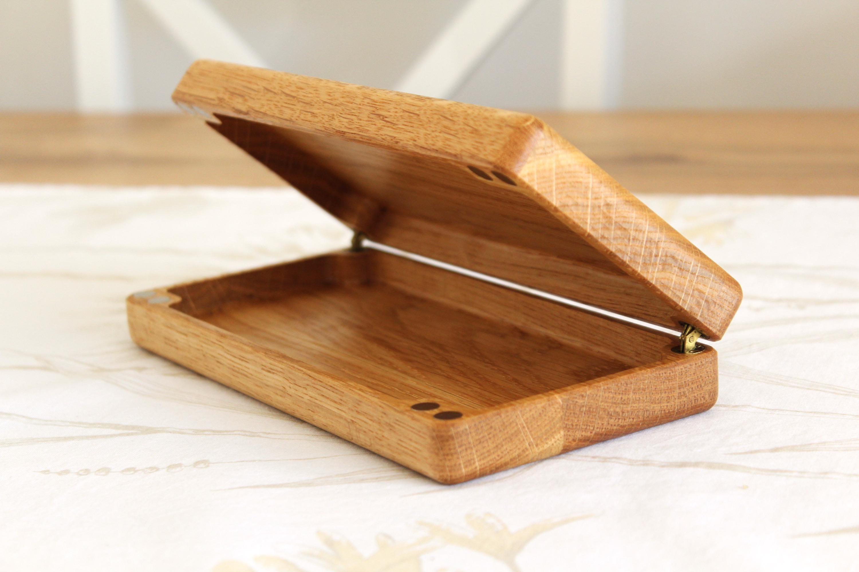 Handmade Oak Jewelry Box | Magnetic Wooden Keepsake Box | Minimalist Gift for Her | Jewelry Organizer 20x10x4cm