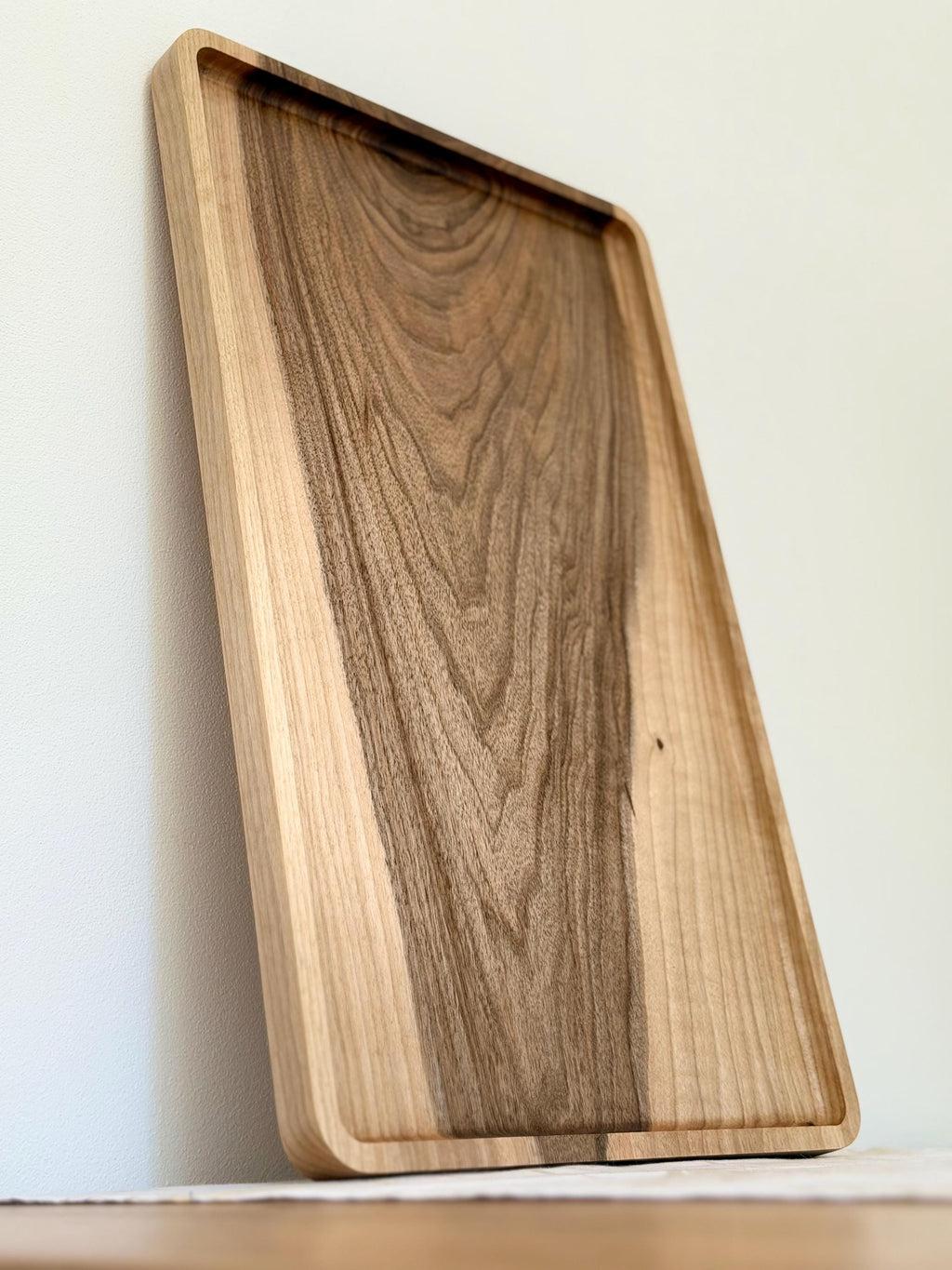 Walnut Wood Serving Tray – Handmade Wooden Tray 50x30 cm – Modern Minimalist Serving Board – Coffee Table Tray – Kitchen Decor