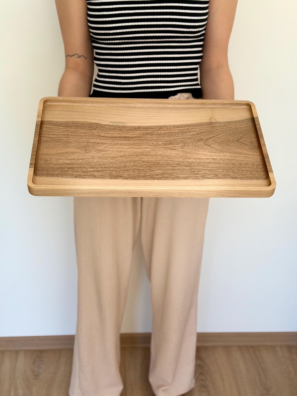 Walnut Wood Serving Tray – Handmade Wooden Tray 50x30 cm – Modern Minimalist Serving Board – Coffee Table Tray – Kitchen Decor