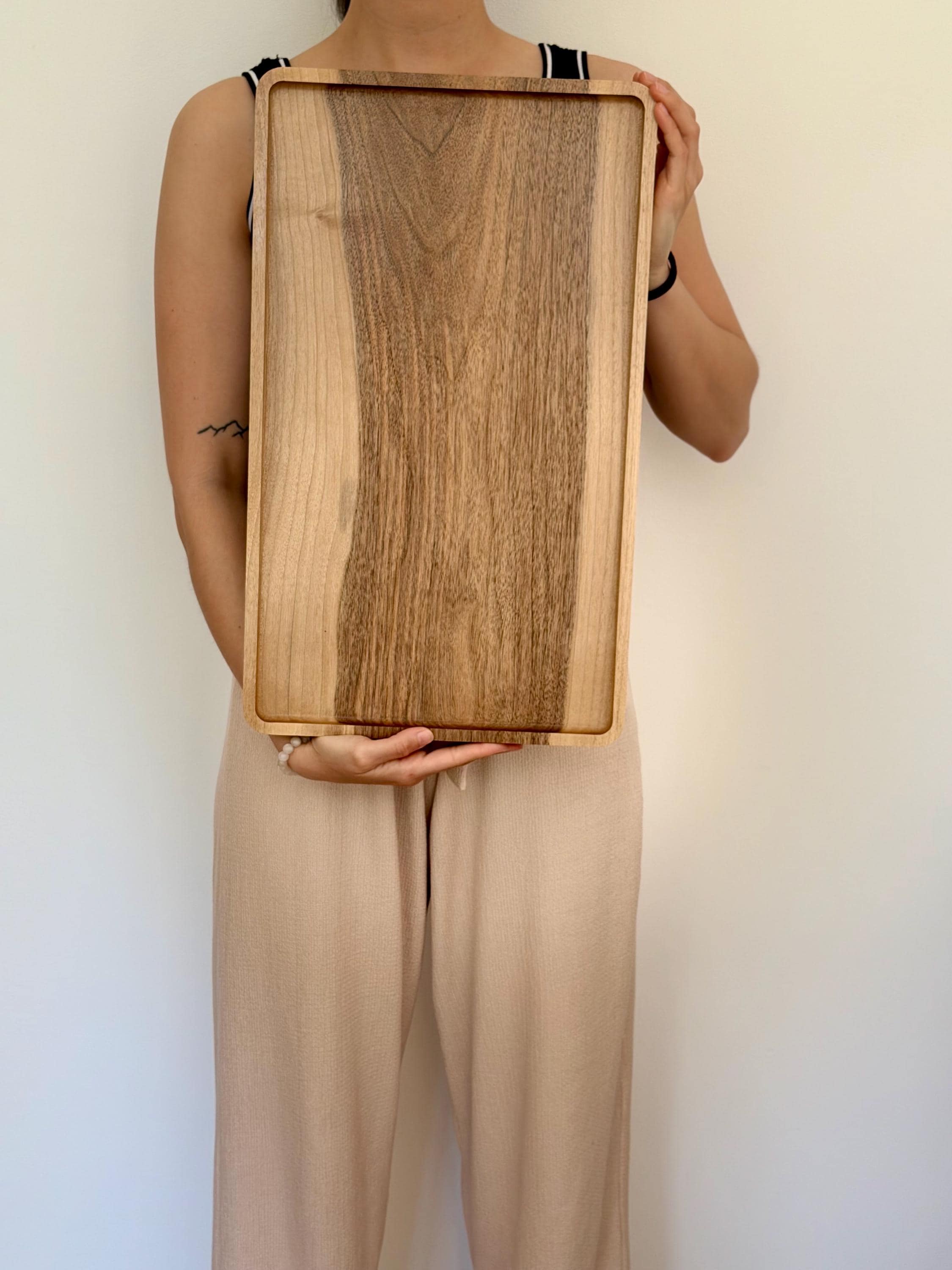 Walnut Wood Serving Tray – Handmade Wooden Tray 50x30 cm – Modern Minimalist Serving Board – Coffee Table Tray – Kitchen Decor